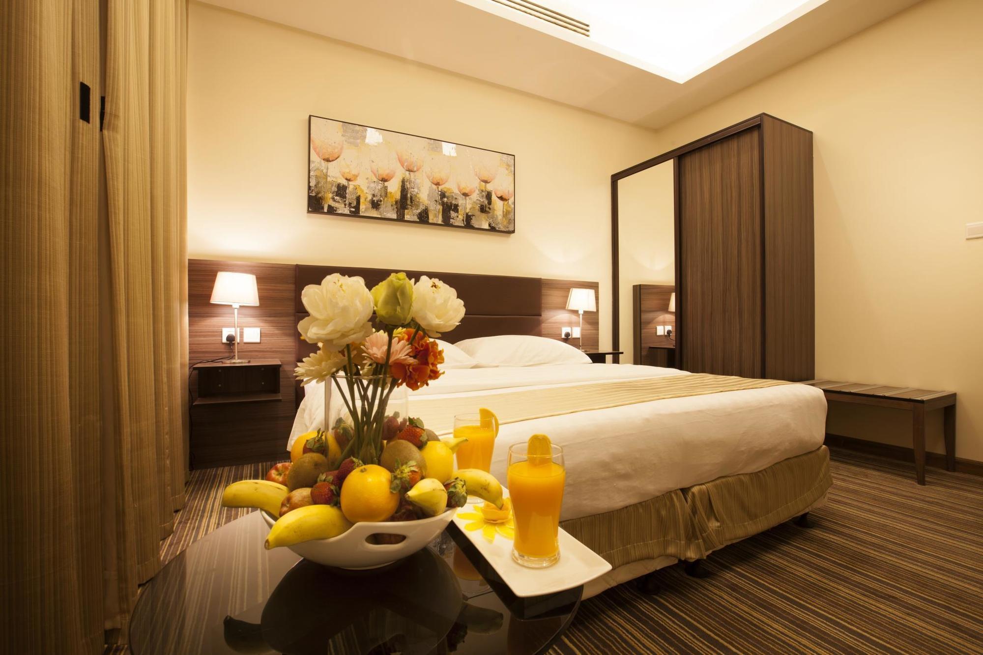 Grand Lily Hotel Suites Al-Hofuf Exterior foto